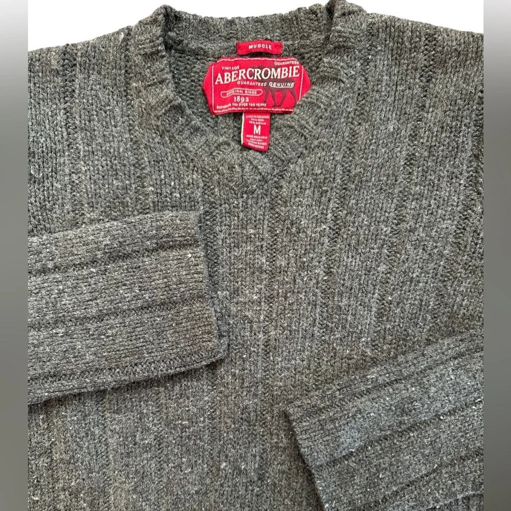 Vintage Abercrombie & Fitch Muscle Men’s Sweater Size‎ Medium Wool Blend Gray